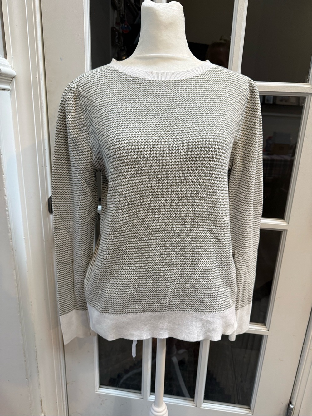 LOFT Textured Crewneck Sweater in Ivory and Light Gray